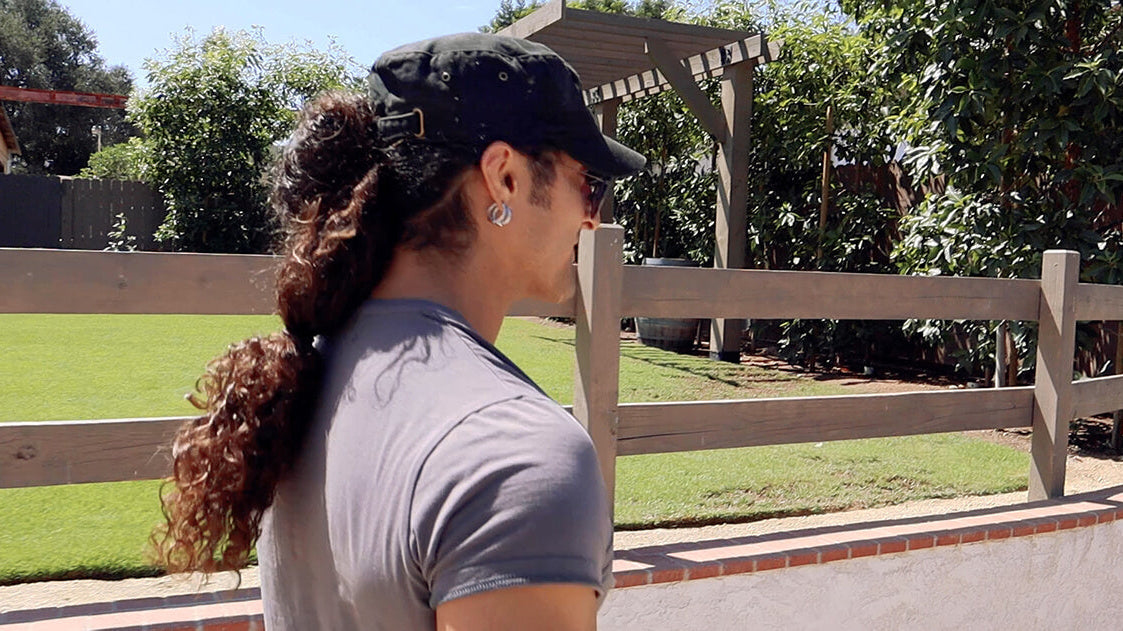 Art & Curls With Sergio Gutierrez