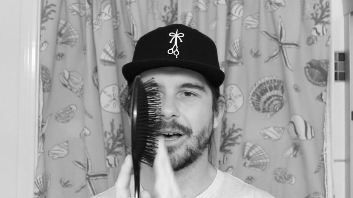 Using the Wet Brush – For Men