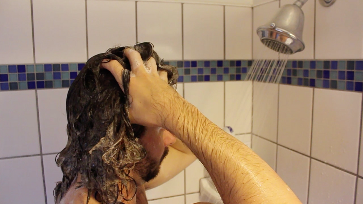6 Tips for Guys With Long Hair
