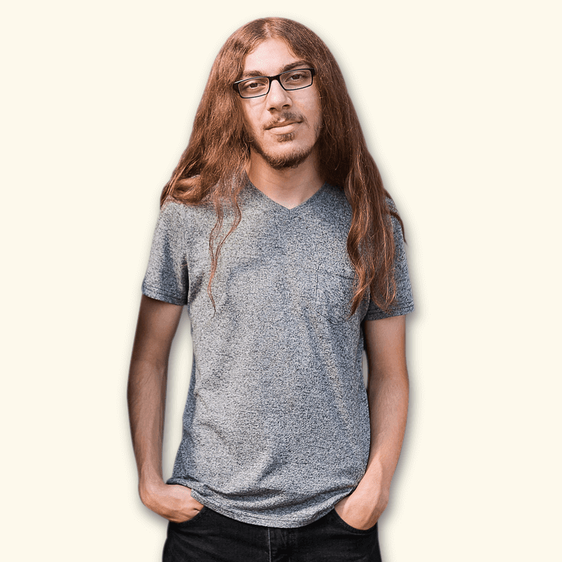 Christian Taylor (aka El Valiente) in his video on hair shedding